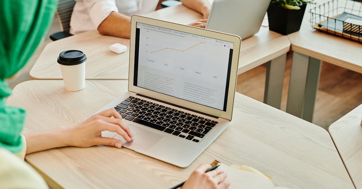 A Simple Analytics Checklist For Small Business Websites editorial image for Moo My Site.